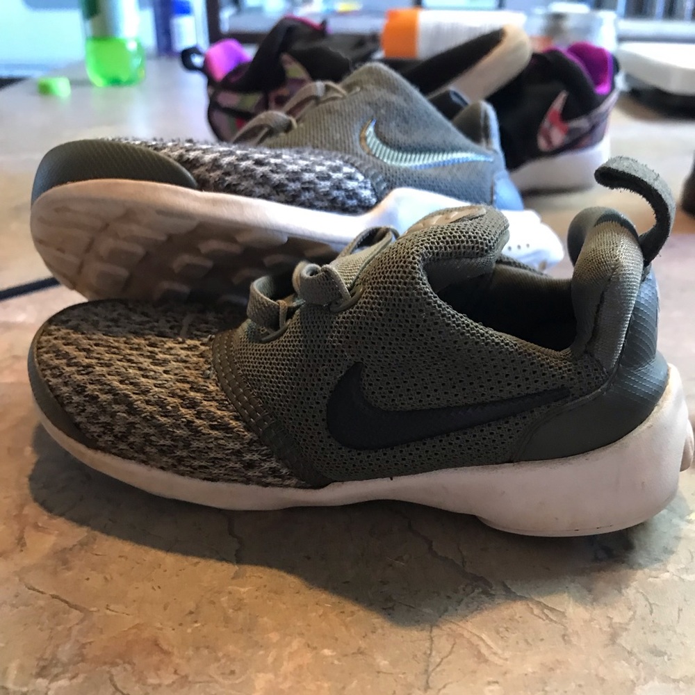 Nike Toddler Shoes size 8c